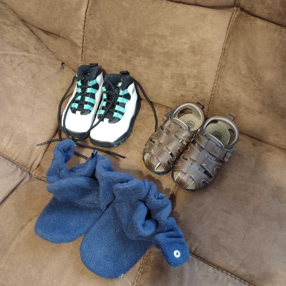 Toddler shoes